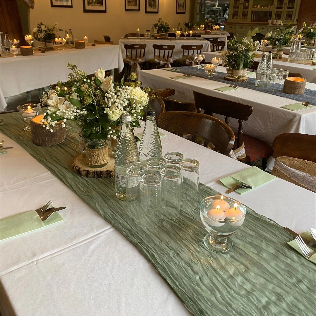 The Aston Tavern Image 2