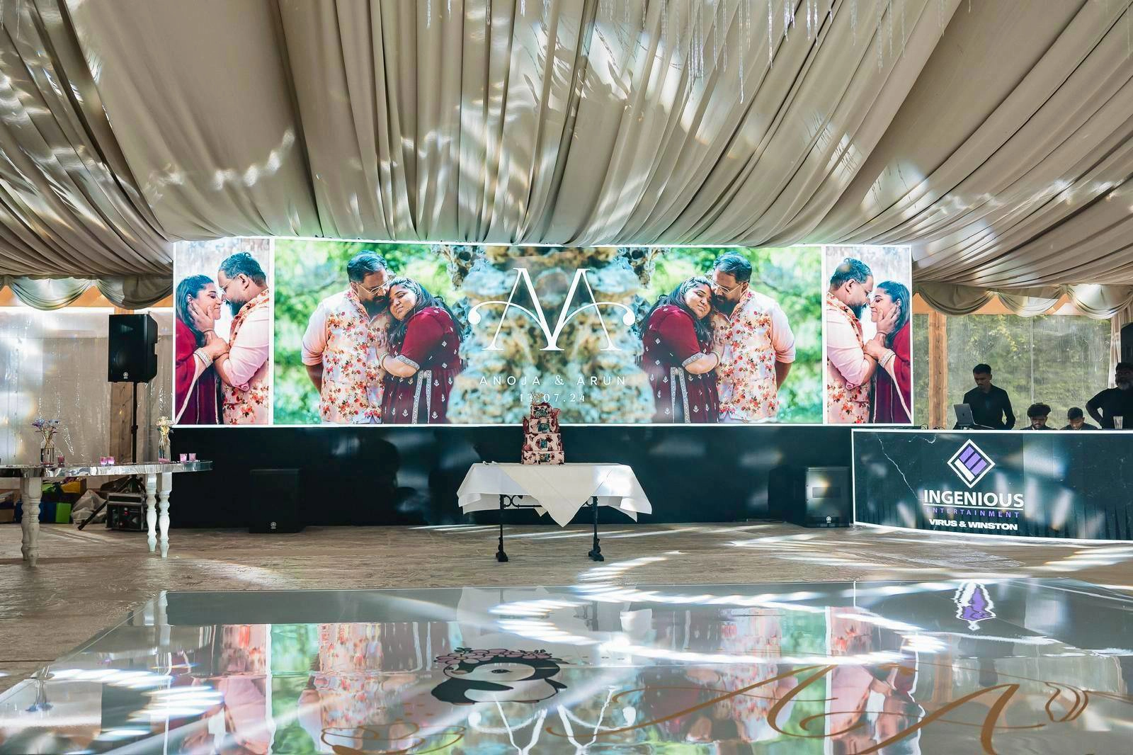 Loughton Grand Marquee Image 2