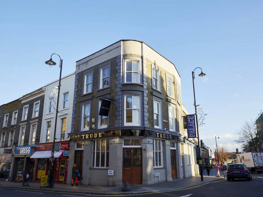 Trude Restaurant and Bar Image 1